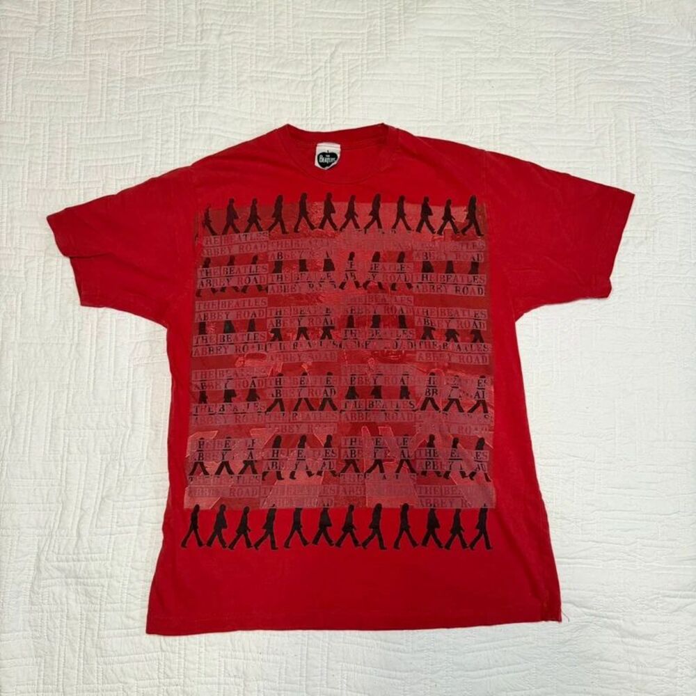 Red Beatles Abbey Road Graphic T-Shirt Band Tee 2008 Large